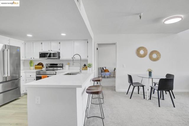 Image 10 of 45 For 545 Pierce St  2410