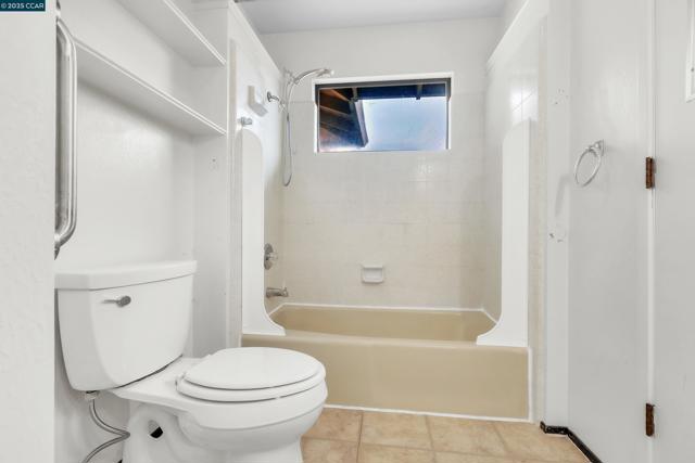116 Falmouth Ct, Aptos CA: https://media.crmls.org/mediaz/0ef0c300-1d7f-48f9-b059-7caa5e674ae8.jpg