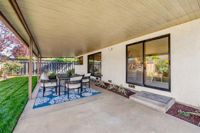 1023 Virginia Avenue, Campbell CA: https://media.crmls.org/mediaz/0ef1df3d-3067-4516-a280-ed5d3c50d0c2.jpg