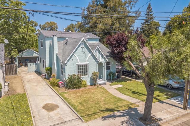 523 Hull Avenue, San Jose CA: https://media.crmls.org/mediaz/0ef2288a-672d-4887-8c0a-78179b9e7e48.jpg