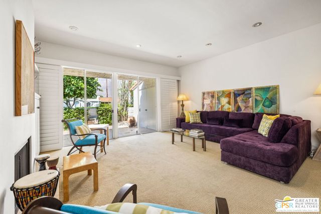 3351 Andreas Hills Drive, Palm Springs CA: https://media.crmls.org/mediaz/0ef2b122-0b2d-46cb-b390-3f2c7e843067.jpg
