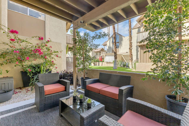 Image 27 of 50 For 78250 Cortez Lane 129