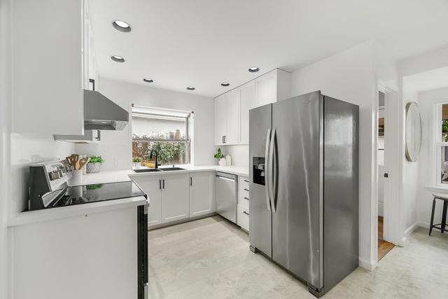 Image 21 of 62 For 2296 Bryant Street