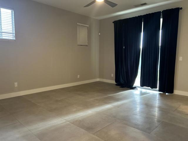41575 Ashford Place Place, Indio CA: https://media.crmls.org/mediaz/0ef84fbd-05db-4c7c-b5df-9f46270b8f1c.jpg