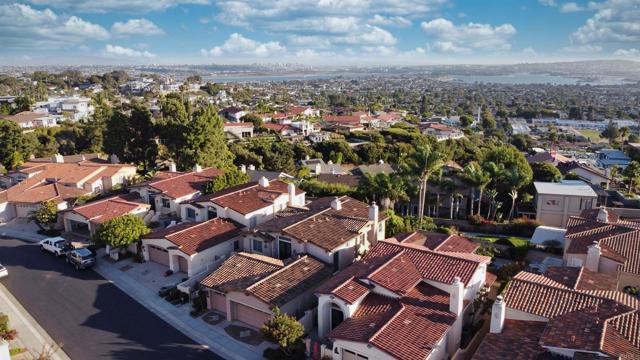 Detail Gallery Image 56 of 67 For 1353 Caminito Arriata, La Jolla,  CA 92037 - 4 Beds | 3/1 Baths