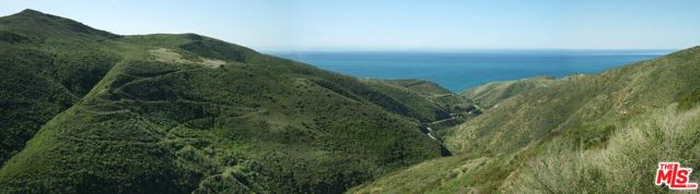 123 Cotharin Road, Malibu CA: https://media.crmls.org/mediaz/0ef91c12-0744-4152-91c2-43cbada9b9b5.jpg