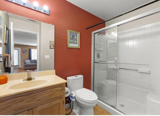 2090 Iroula Way, Tracy CA: https://media.crmls.org/mediaz/0ef9c2b9-4532-499d-9670-738802015e89.jpg