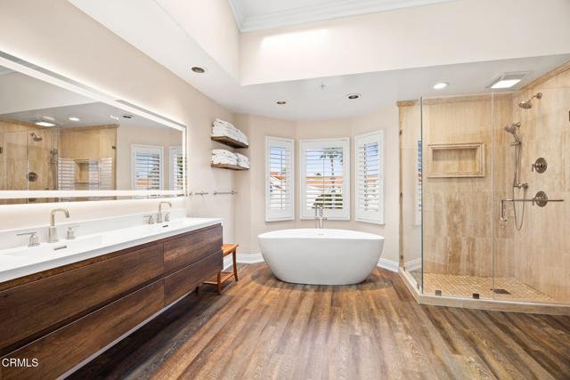 Detail Gallery Image 5 of 75 For 4252 Harbour Island Ln, Oxnard,  CA 93035 - 2 Beds | 2/1 Baths