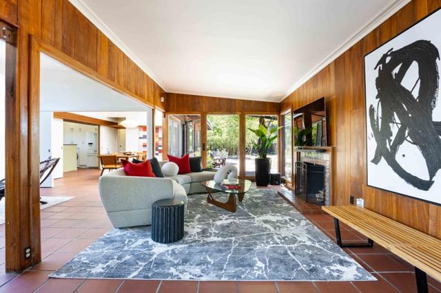 876 Southampton Drive, Palo Alto CA: https://media.crmls.org/mediaz/0efb68c7-3fe3-4378-a63a-cf6e994089ac.jpg