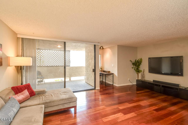 Detail Gallery Image 24 of 35 For 65 N Allen Ave #205,  Pasadena,  CA 91106 - 2 Beds | 2 Baths