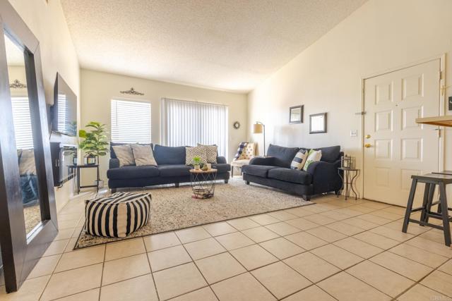 Detail Gallery Image 3 of 26 For 1000 Rodeo Dr #515,  Imperial,  CA 92251 - 2 Beds | 2 Baths