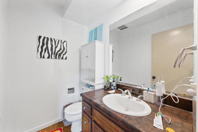 2005 Parrott Drive, San Mateo CA: https://media.crmls.org/mediaz/0efee617-89b2-4a29-901b-54530ee8dc22.jpg
