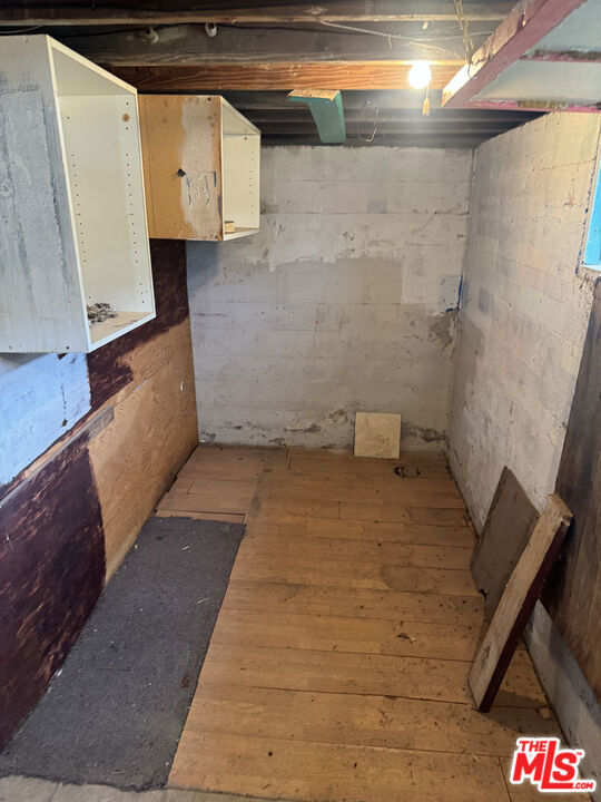 38652 9th Street, Palmdale CA: https://media.crmls.org/mediaz/0effab72-8746-4569-aca7-8ea933de8108.jpg