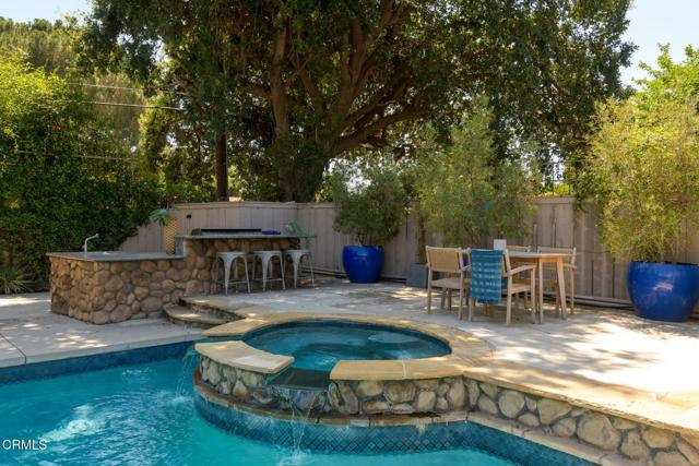 131 Christopher Lane, Ojai CA: https://media.crmls.org/mediaz/0f02ad22-c122-4b36-b64d-3a837e211736.jpg