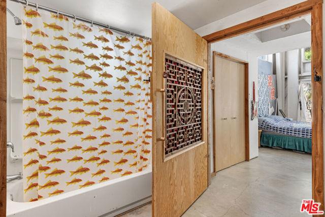 6349 Blanchard Canyon Road, Tujunga CA: https://media.crmls.org/mediaz/0f02c1d9-d7e1-4a92-b1ad-0a232a321272.jpg