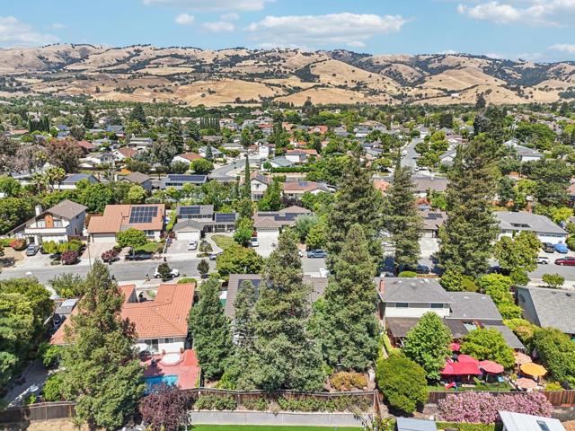 4179 Watkins Way, San Jose CA: https://media.crmls.org/mediaz/0f032534-4850-44b8-b3a2-875db8f8dc7b.jpg