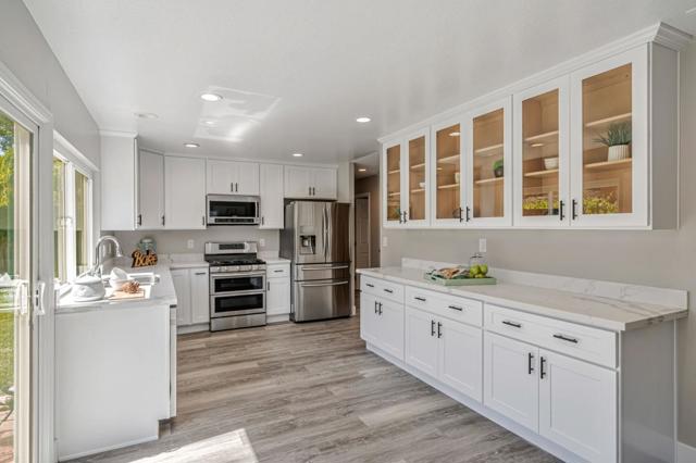 5692 Hansen Drive, Pleasanton CA: https://media.crmls.org/mediaz/0f03609e-7cd6-48c3-9cf1-7d1fb4a95c87.jpg