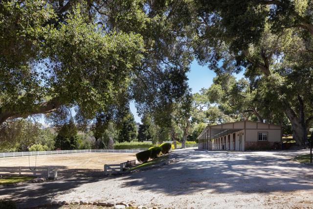 6 Sleepy Hollow Drive, Carmel Valley CA: https://media.crmls.org/mediaz/0f03829b-28a8-49b9-9351-62a68b3cd301.jpg