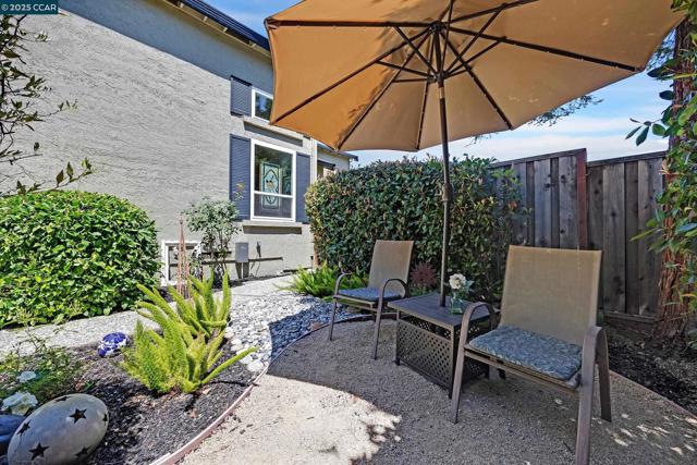 100 Chadbourne Dr, Danville CA: https://media.crmls.org/mediaz/0f0466b5-cae4-4db6-ad3f-ae0514e7b8f8.jpg