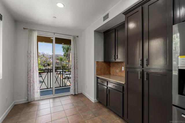 4952 Haight Terrace, San Diego CA: https://media.crmls.org/mediaz/0f0528d0-1b3b-4176-b9b1-3c3836adc507.jpg