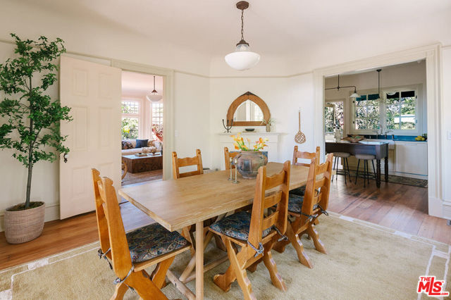 1557 Curran Street photo 11