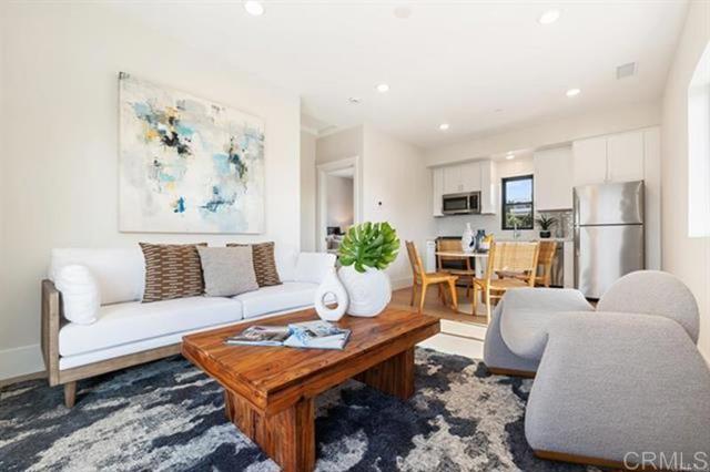 Detail Gallery Image 34 of 41 For 3755 Adams St, Carlsbad,  CA 92008 - 5 Beds | 4 Baths