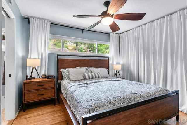 6120 Amaya Dr, La Mesa CA: https://media.crmls.org/mediaz/0f07a384-a6b5-4174-9c7b-acbbcc15f378.jpg