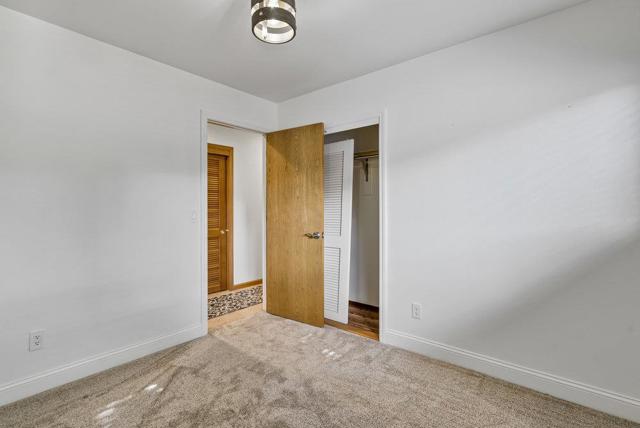 9355 Canyon Oak Road, Salinas CA: https://media.crmls.org/mediaz/0f08888a-a59c-43a5-8d55-8c8fba17d822.jpg