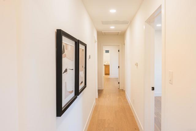 Detail Gallery Image 32 of 63 For 1045 Tarento Dr, San Diego,  CA 92107 - 4 Beds | 4 Baths