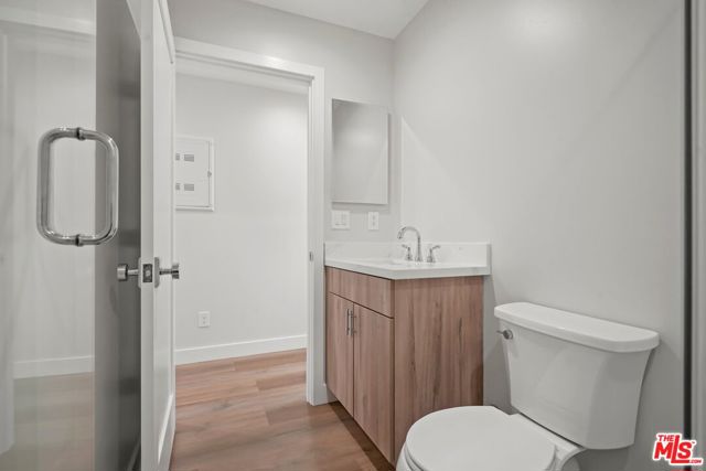 1563 E Elizabeth Street, Pasadena CA: https://media.crmls.org/mediaz/0f0a8175-6062-4820-b7ec-81dc48e81194.jpg