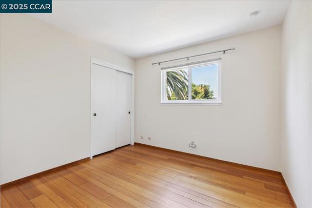 1759 Crescent Dr, Walnut Creek CA: https://media.crmls.org/mediaz/0f0a92e8-6760-4e39-b3f3-71b4d415db10.jpg
