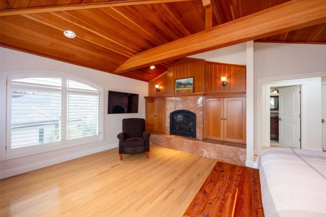 431 Burning Tree Court, Half Moon Bay CA: https://media.crmls.org/mediaz/0f0cb915-0d96-45ba-85d6-c9f3e778e0e0.jpg