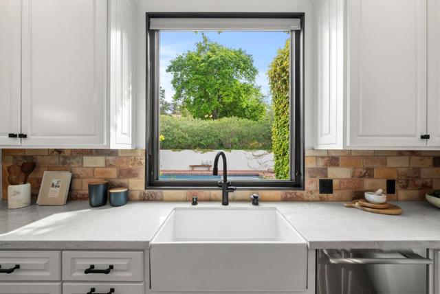 110 New Place Road, Hillsborough CA: https://media.crmls.org/mediaz/0f0e117f-497f-4aa2-aa27-8a8cb5a5cc6d.jpg