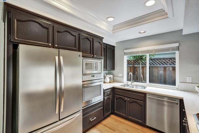 326 Fontaine Dr, Danville CA: https://media.crmls.org/mediaz/0f0eedb2-7917-4114-b8d8-0c2c7f3bc745.jpg