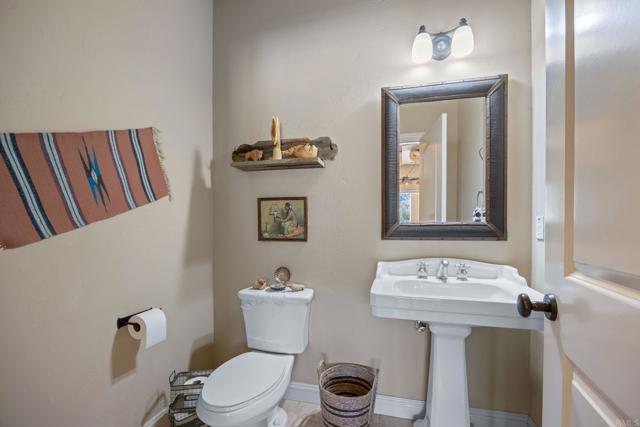 Detail Gallery Image 23 of 60 For 10204 Mount Olympus Valley Rd Rd, Fallbrook,  CA 92028 - 3 Beds | 2/1 Baths