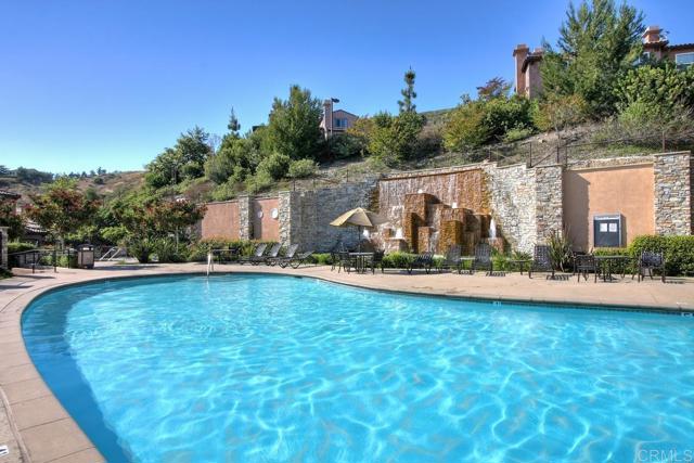 1342 Sky Ridge Court, San Marcos CA: https://media.crmls.org/mediaz/0f0f895d-c7bf-4091-bdef-8ec4246d6248.jpg