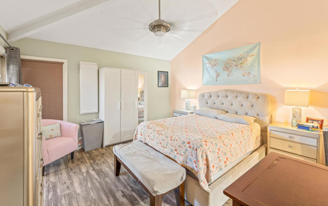 49327 Eisenhower Drive, Indio CA: https://media.crmls.org/mediaz/0f0faf67-674f-46c9-a421-426e4bde7106.jpg