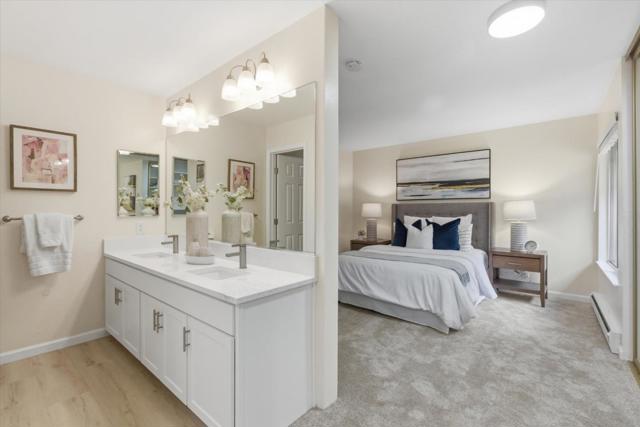 505 Cypress Point Drive, Mountain View CA: https://media.crmls.org/mediaz/0f1022eb-78f9-41a5-9903-d3bd670a3062.jpg