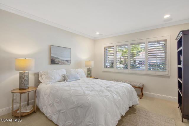 3901 Via Verde, Thousand Oaks CA: https://media.crmls.org/mediaz/0f103e28-5b93-49cd-861d-4a6094c22c0d.jpg
