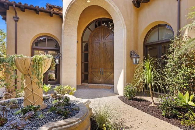 5015 Rancho Quinta Bend, San Diego CA: https://media.crmls.org/mediaz/0f10a6ba-b679-477e-a009-cd0462140164.jpg