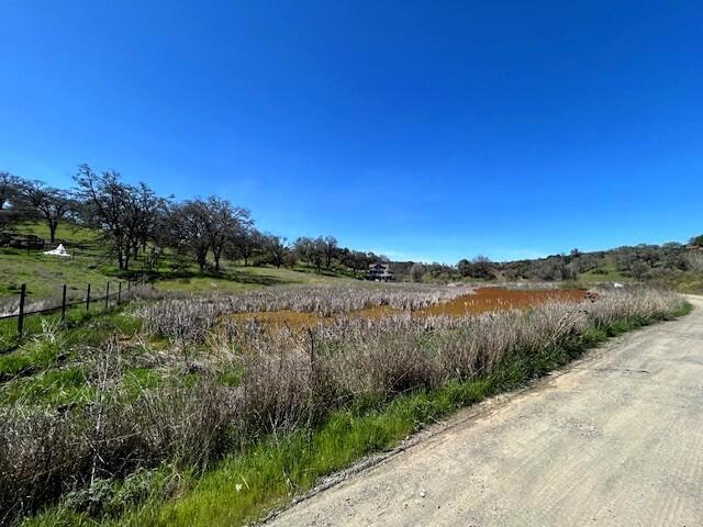 355 Pine Ridge Road, Lakeport CA: https://media.crmls.org/mediaz/0f11000c-302d-4df1-85c5-c616c28af4aa.jpg