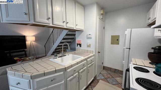 341 Blossom Hill Rd, San Jose CA: https://media.crmls.org/mediaz/0f113909-8375-4547-bff9-75922a23f6b5.jpg