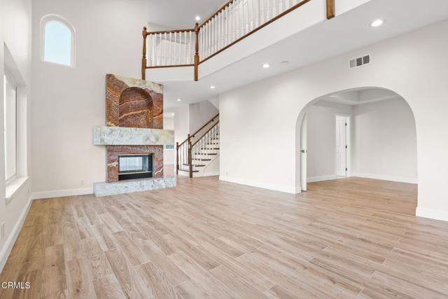 Detail Gallery Image 9 of 68 For 920 Glen Oaks Bld, Pasadena,  CA 91105 - 3 Beds | 3/1 Baths