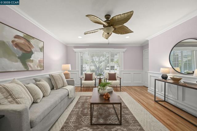 427 Dale Rd, Martinez CA: https://media.crmls.org/mediaz/0f11ded0-8d17-4d17-8bce-6559f5a76012.jpg