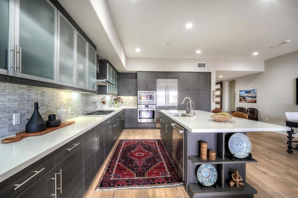 2820 Carleton St - photo 13