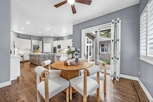 7832 Foothill Rd, Pleasanton CA: https://media.crmls.org/mediaz/0f12929b-d8ad-4be5-bde8-64fbe70992db.jpg