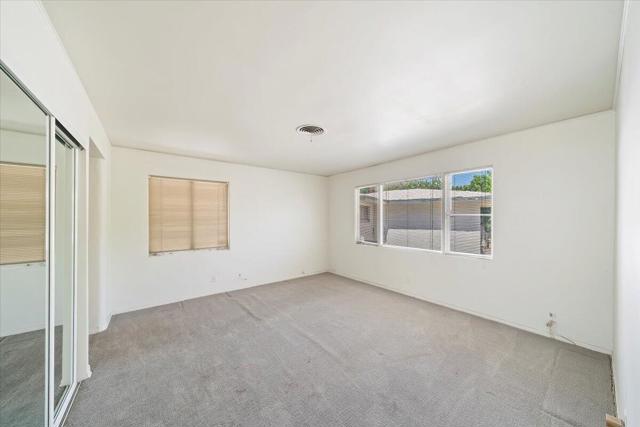 291 W Lilliana Drive, Palm Springs CA: https://media.crmls.org/mediaz/0f13648b-7d54-4b04-ac39-b99936b02f77.jpg