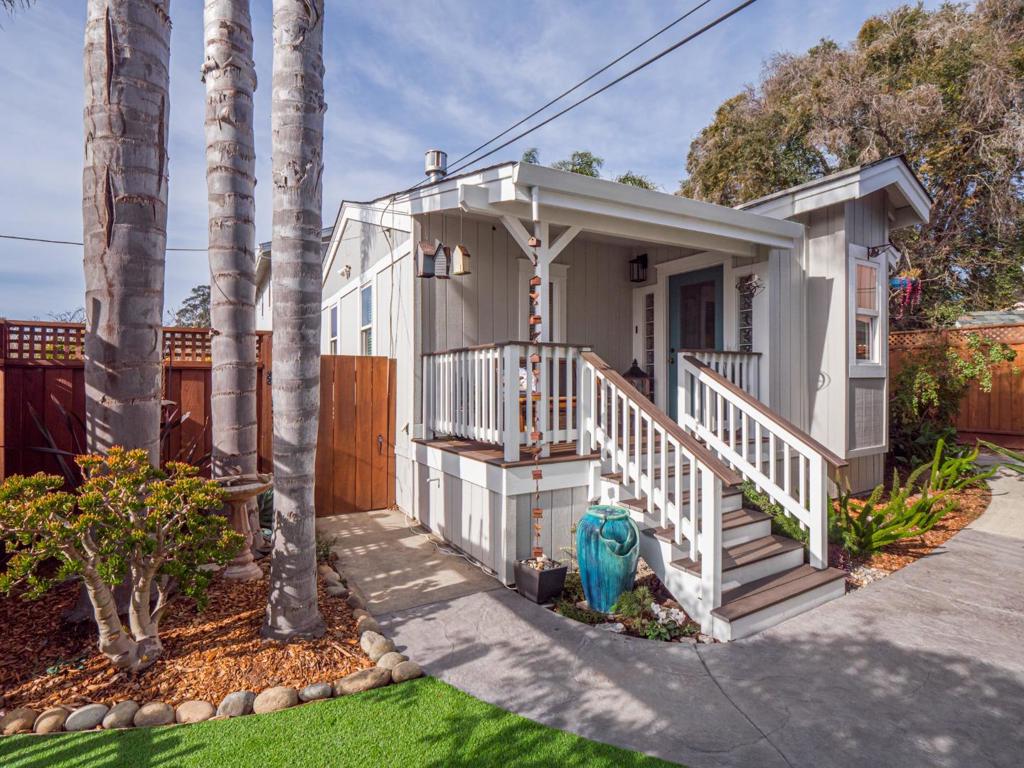 0F13B8B8 Aa30 479E 8F41 358772Ac1821 2735 Monterey Avenue, Soquel, Ca 95073 &Lt;Span Style='BackgroundColor:transparent;Padding:0Px;'&Gt; &Lt;Small&Gt; &Lt;I&Gt; &Lt;/I&Gt; &Lt;/Small&Gt;&Lt;/Span&Gt;