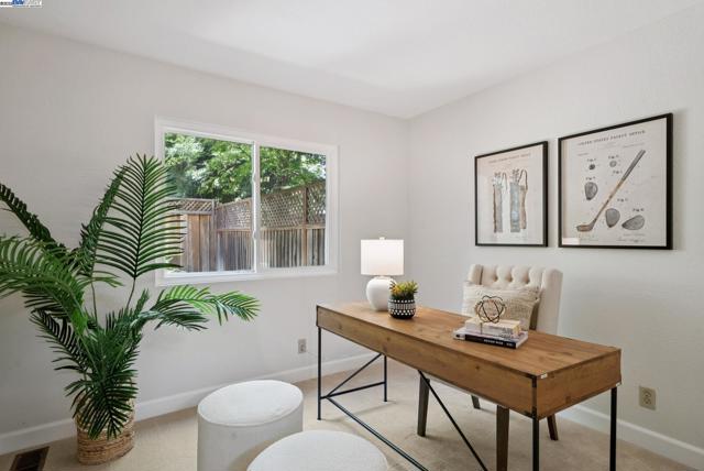 7467 Sundrop Ct, Pleasanton CA: https://media.crmls.org/mediaz/0f147617-2a2a-4884-b6f2-cba14c97ce58.jpg
