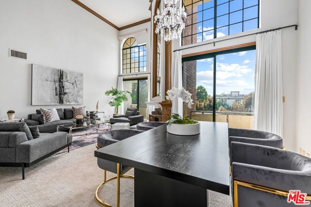 10794 Wilkins Avenue, Los Angeles CA: https://media.crmls.org/mediaz/0f14ec6b-6089-4374-87eb-d070961e6888.jpg
